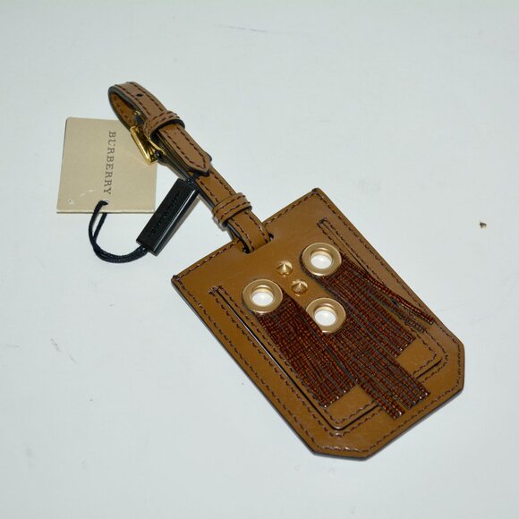 NWT  BURBERRY PRORSUM EYELET FRINGE LEATHER LUGGAGE TAG - Picture 1 of 5